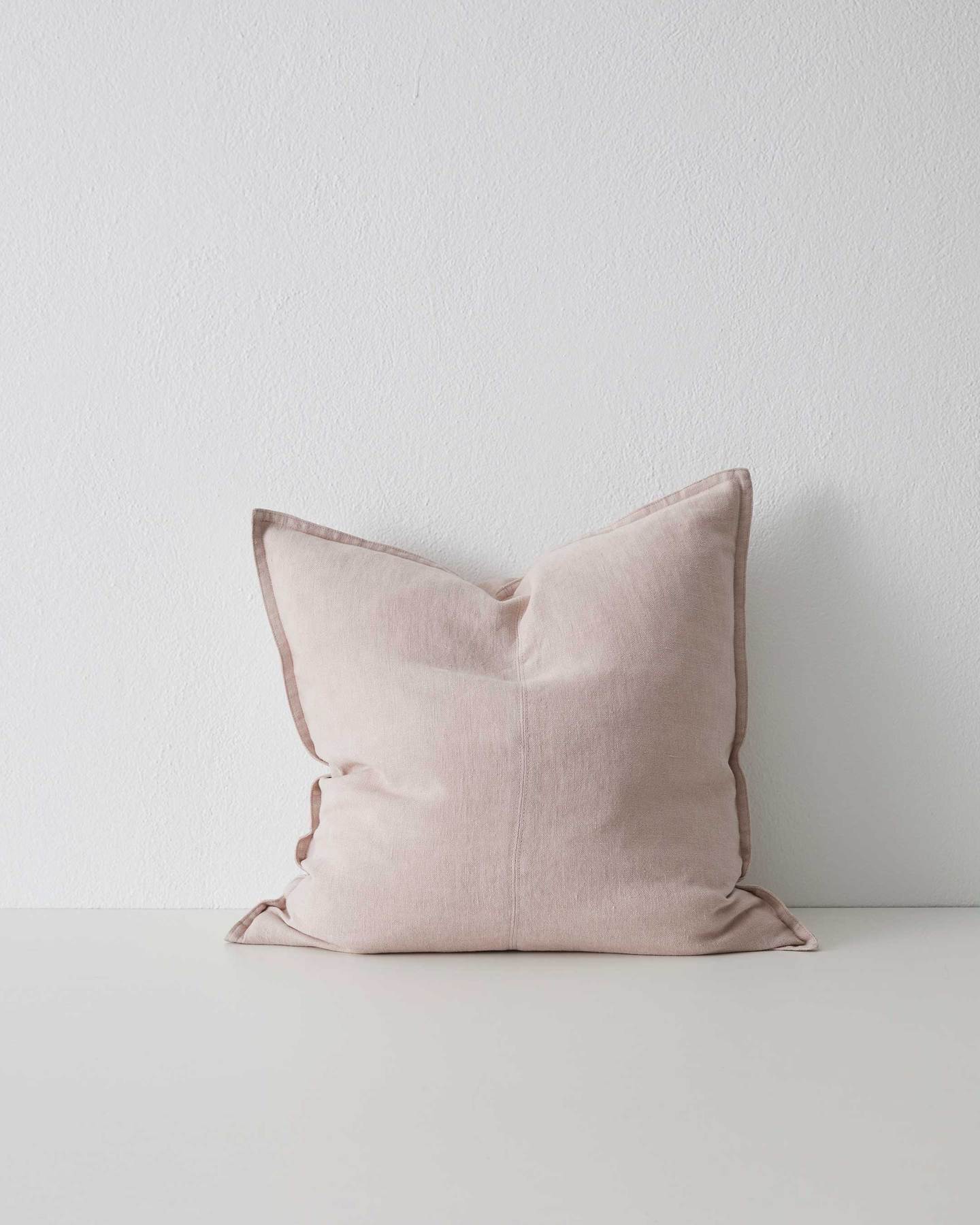 Como-Blush-50cm-cushion