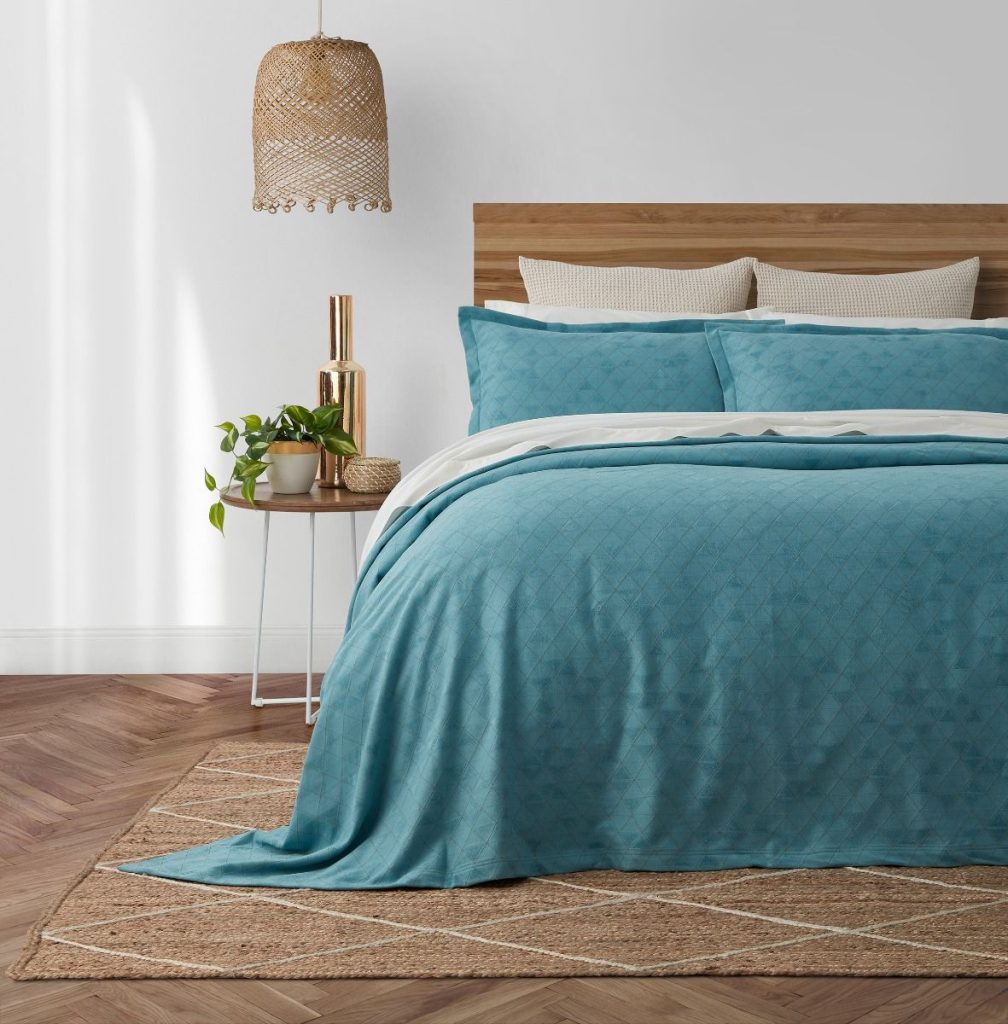 Nelle Bedspread Set River Nile