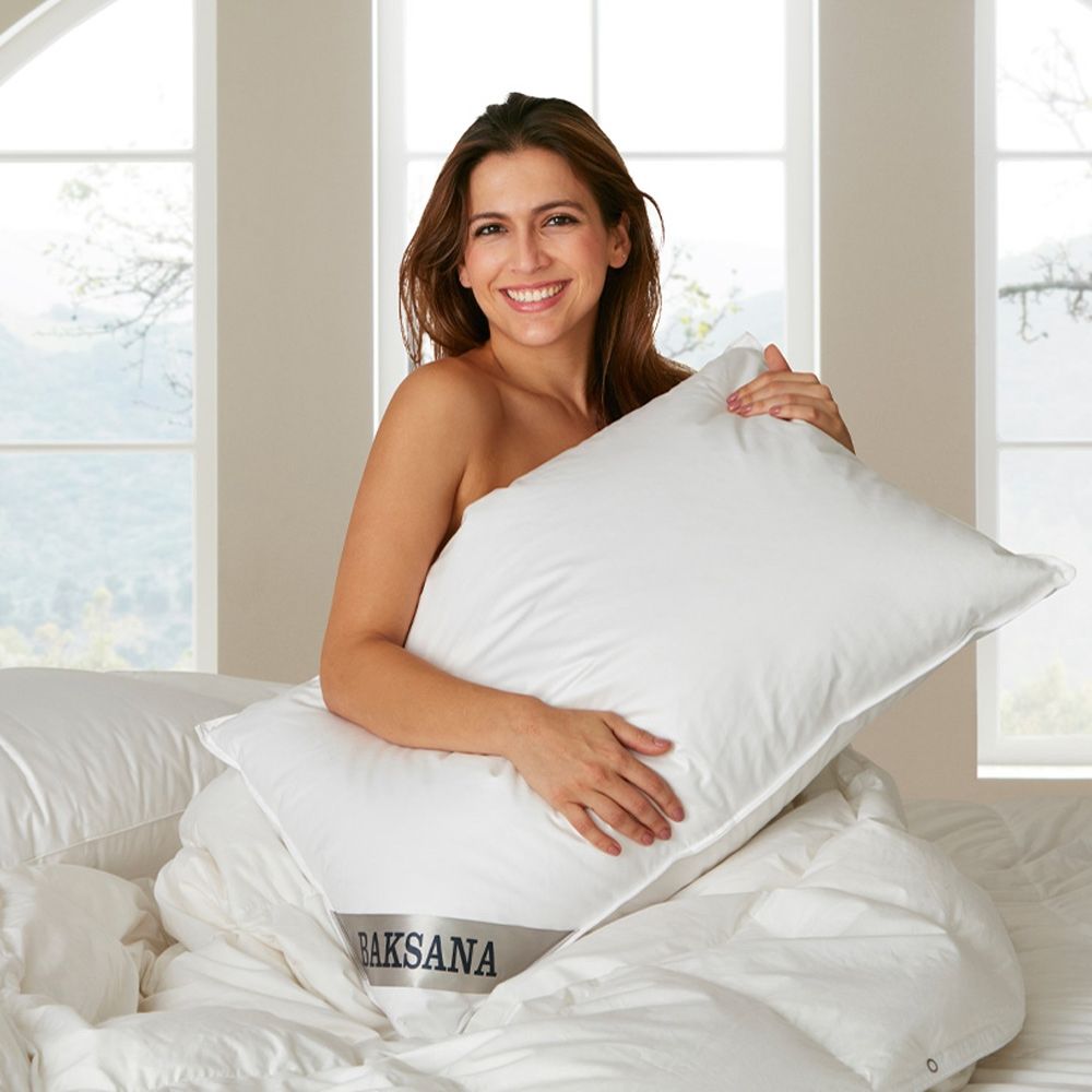double-chamber-hungarian-goose-down-feather-pillow