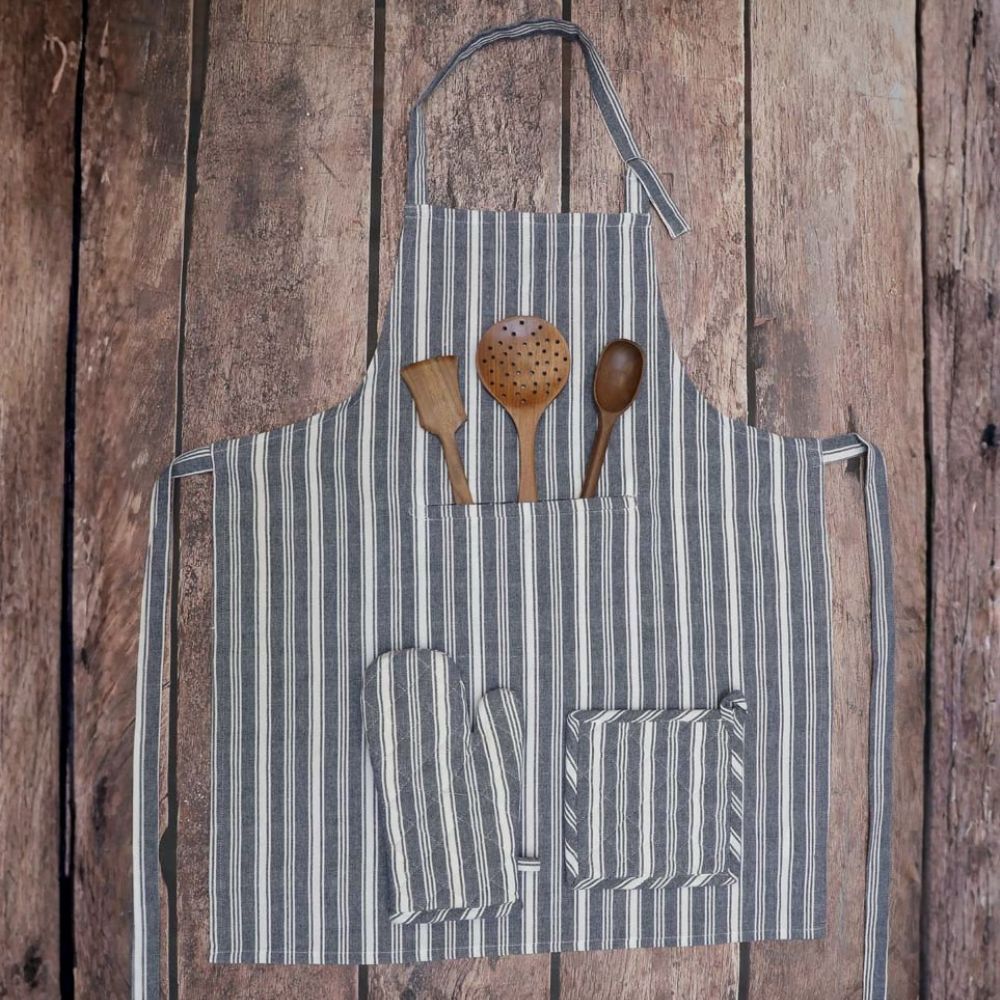 maison-kitchen-set-blue-stripe